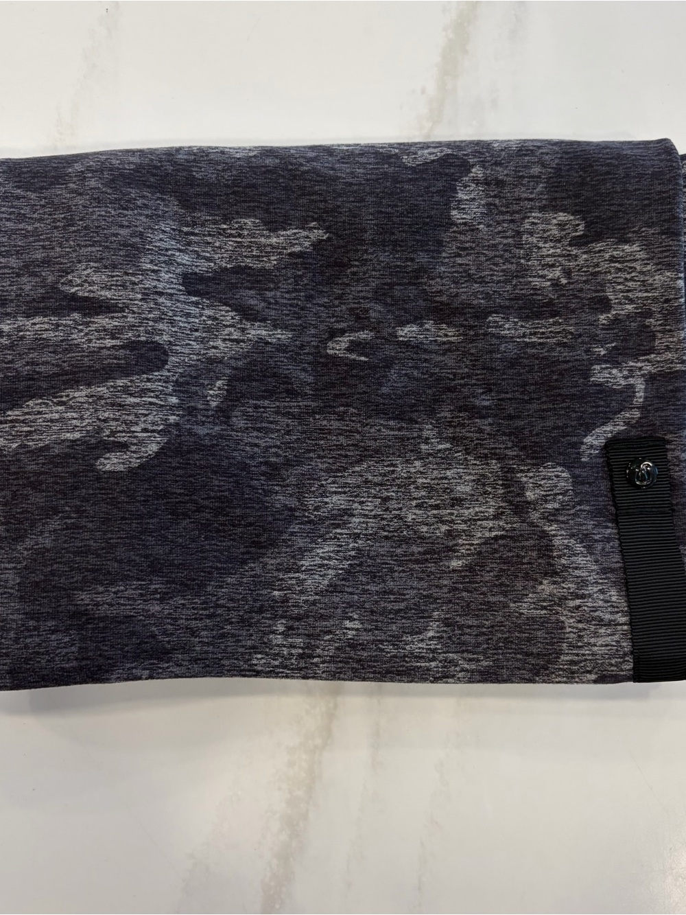 lululemon athletica Gray Camo Vinyasa SCARF